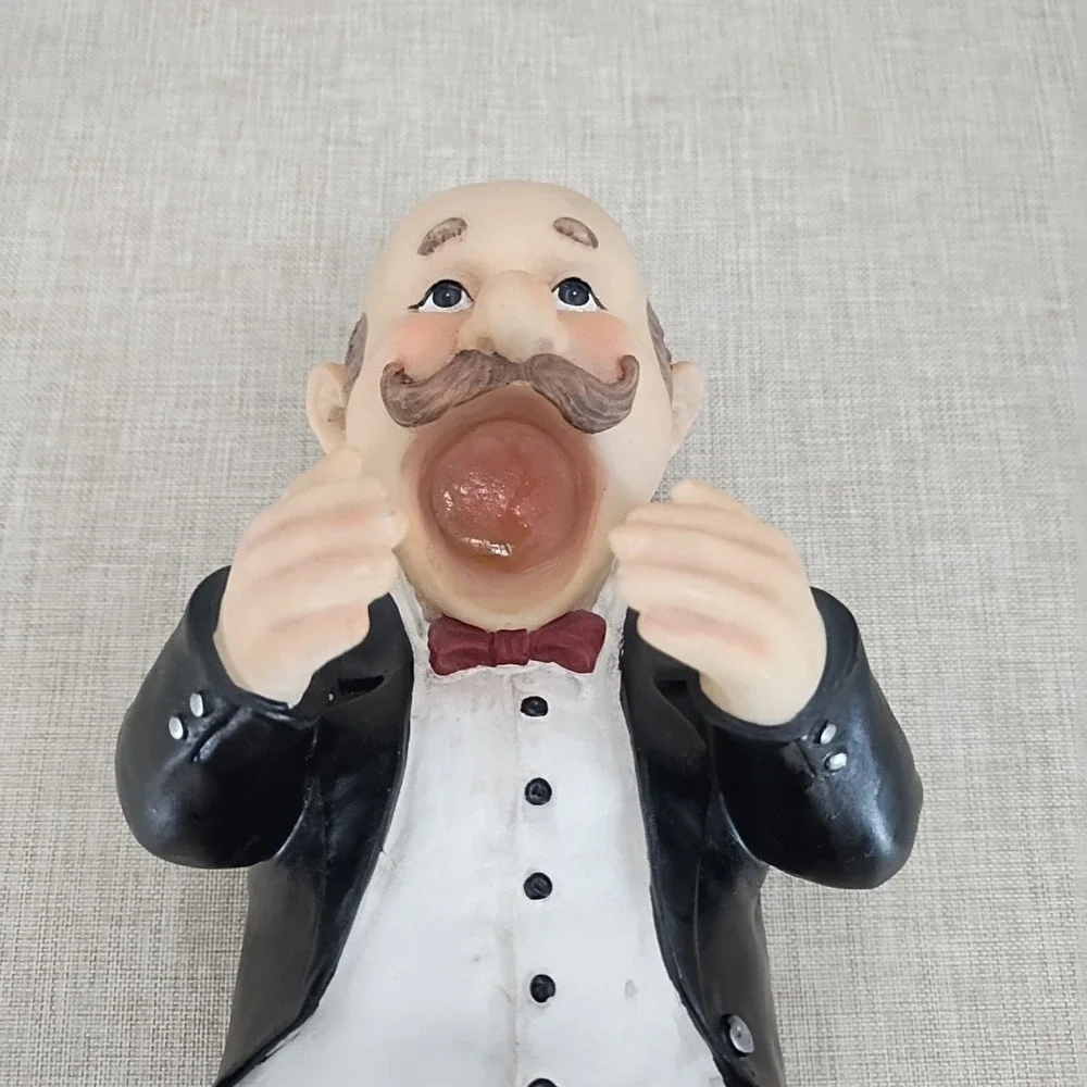 Worlds of Wonder english butler